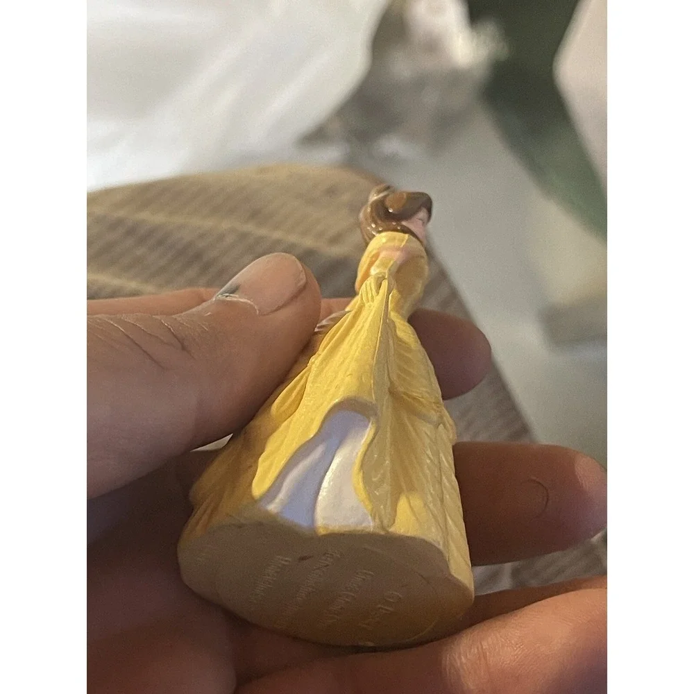 Disney Yellow 4